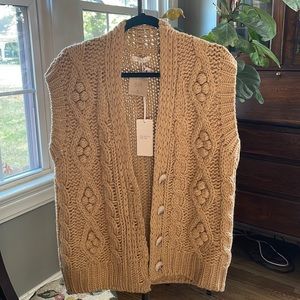 ❗️NWT❗️ Little Lies Cable and Bobble Sweater Vest